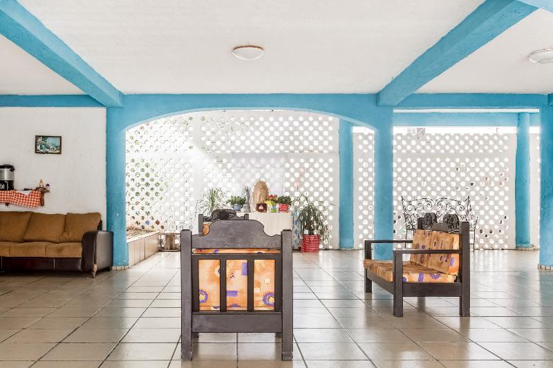Oyo Hotel Jaguar Cancún Exterior foto